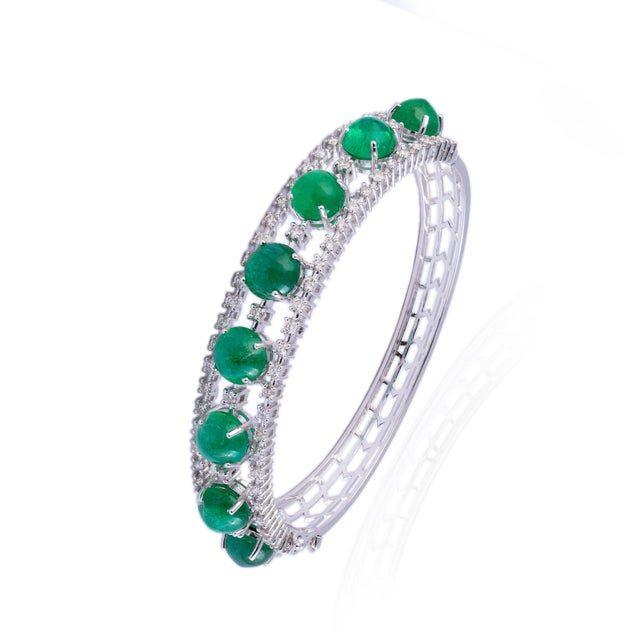 15.18 Carats Natural Zambian Emerald and 1.59 Cts Diamond Bracelet in 14k Gold For Sale - Image 16 of 18