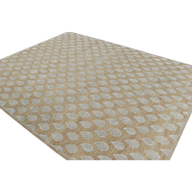 Not Yet Made - Made To Order Rug & Kilim’s Modern Block Print Rug in Beige with White and Blue Floral Pattern - 5x8 For Sale - Image 5 of 7