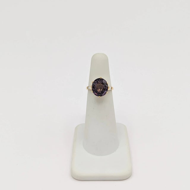 Purple Spinel and White Diamond Three Stone Ring in 14K Yellow Gold, size 4 For Sale - Image 4 of 7