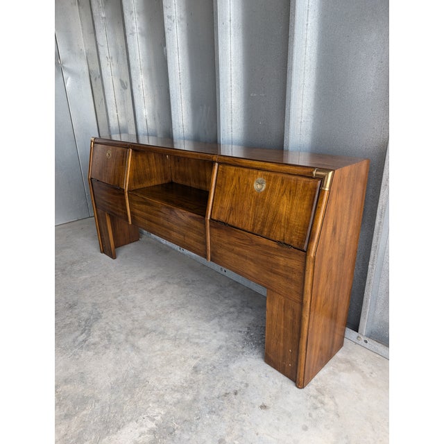 1980s Drexel Accolade II Campaign-Style Queen-Size Headboard For Sale - Image 9 of 10