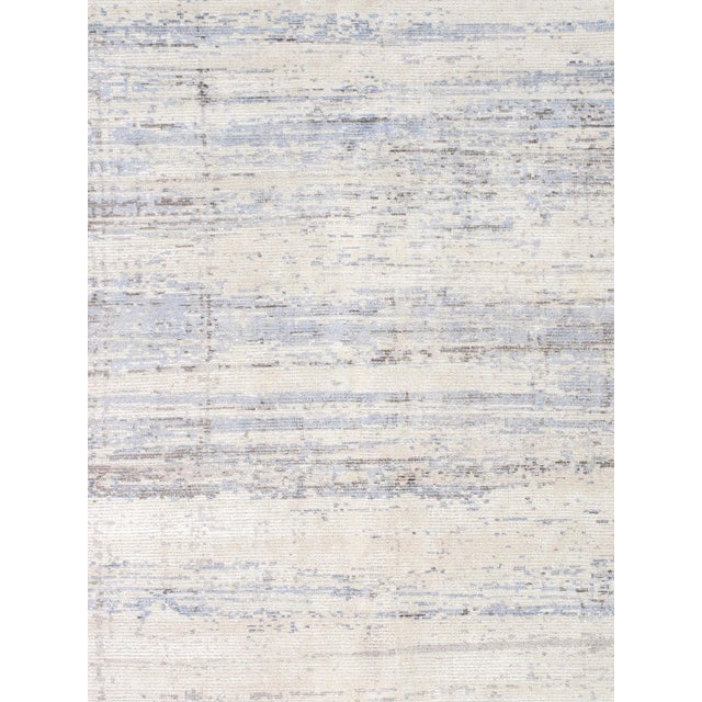 Spread this pretty area rug next to your bed or in your children's play room for a soft, cushioning surface for your feet....