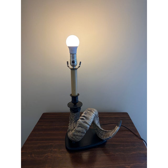 Vintage Ram’s Horn Table Lamp – Rustic English Country House Style Lighting For Sale - Image 9 of 10