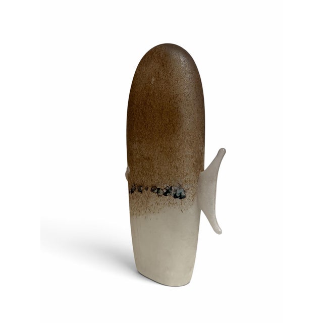Murano Mid 20th Century Luigi Mellara Murano Scavo Glass Fish Sculpture – Amber Brown & Alabaster For Sale - Image 4 of 5