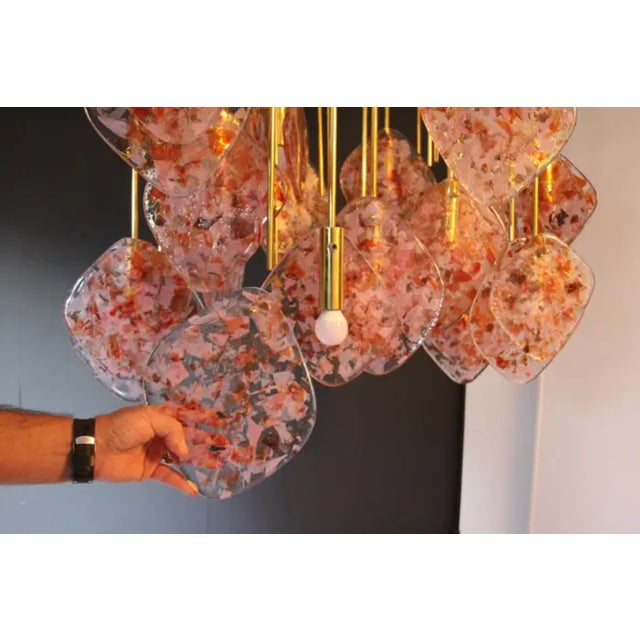 Mid-Century Italian Modern Brass and Pink Glass Chandelier, 1980s For Sale - Image 16 of 18