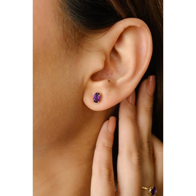 Metal 18k Gold Minimal Amethyst Jewelry Set Pendant, Ring Size 7 and Stud Earrings- 4 Pieces For Sale - Image 7 of 16