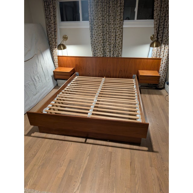 MCM Danish Teak Platform Queen Bed For Sale - Image 4 of 9
