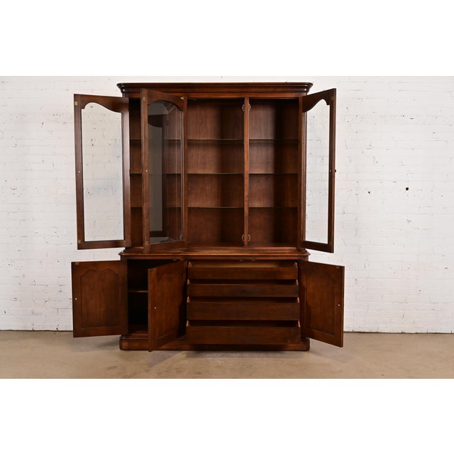 1980s 1980sKindel Furniture French Louis Philippe Lighted Breakfront Bookcase Cabinet For Sale - Image 5 of 11