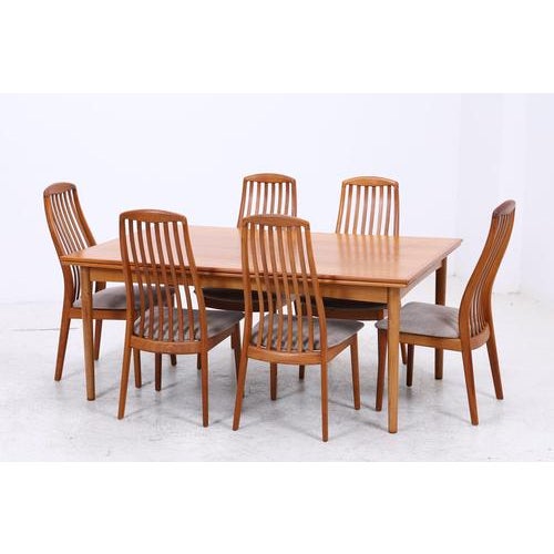 Vintage Extendable Teak Dining Table For Sale - Image 15 of 16