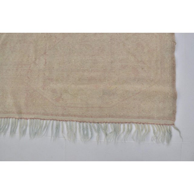 Turkish 1940s Oversize Oushak Floral Handknotted Rug For Sale - Image 3 of 10