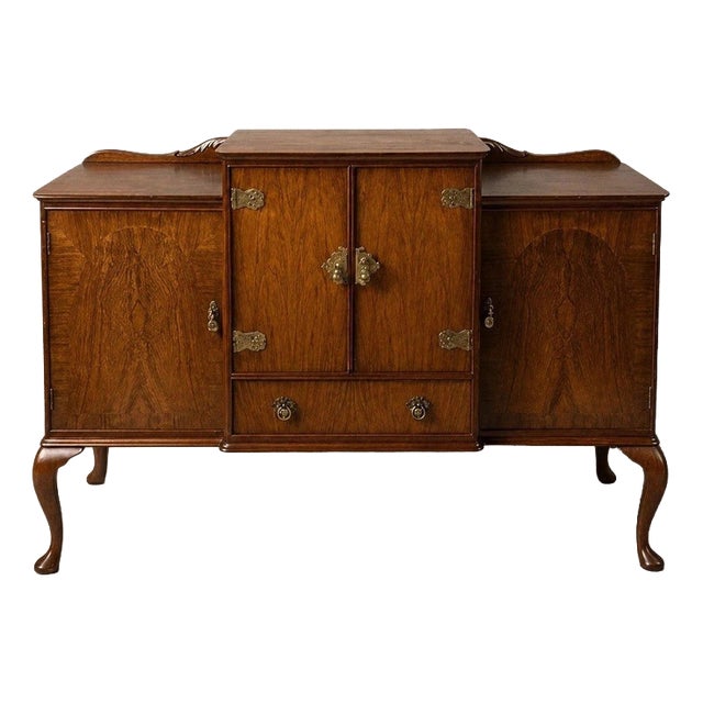 Art Deco Walnut Cocktail Cabinet with Brass Hardware, 1930s For Sale