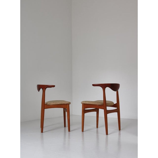 Set of Modern Danish Cowhorn Armchairs attributed to Knud Færch in Teakwood & Oak, 1960s For Sale - Image 6 of 18