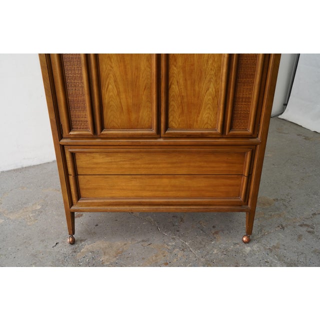 1960s Thomasville Mid-Century Modern Walnut & Cane Gentleman’s Chest / Highboy Dresser For Sale In Las Vegas - Image 6 of 12