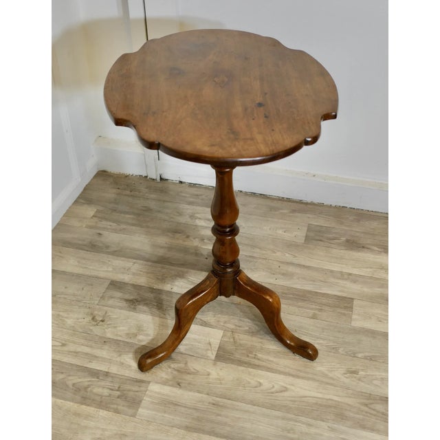Victorian Wine Table in Walnut For Sale - Image 5 of 11