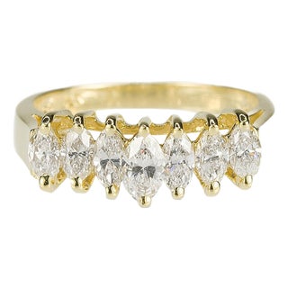 Late 20th Century 18k Diamond Ring, Size 6 For Sale
