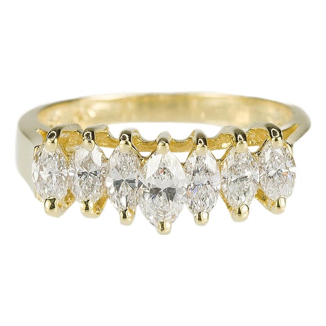 Late 20th Century 18k Diamond Ring, Size 6 For Sale