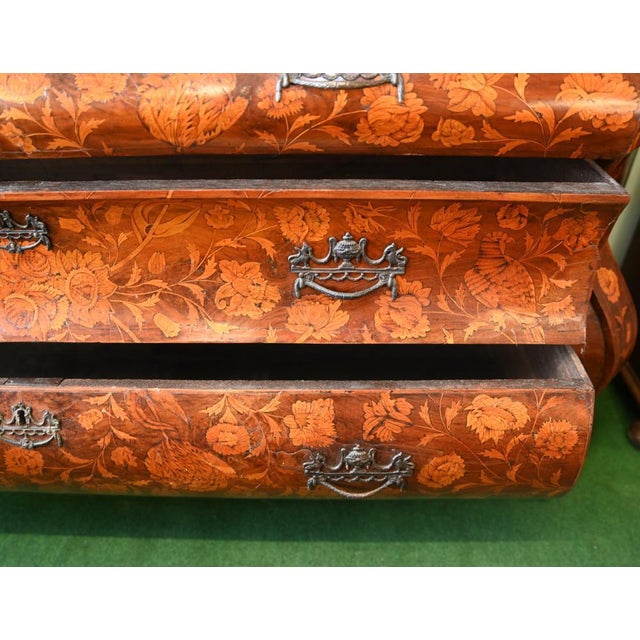 Dutch Marquetry Bookcase, 1820 For Sale - Image 6 of 11