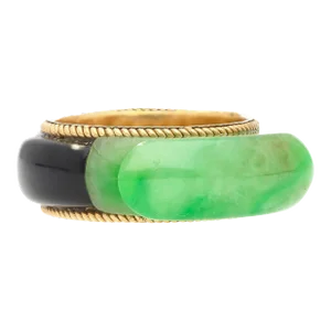 Vintage 11.40 Carved Jade with Onyx Band Ring in 14K Yellow Gold, Size 6.75