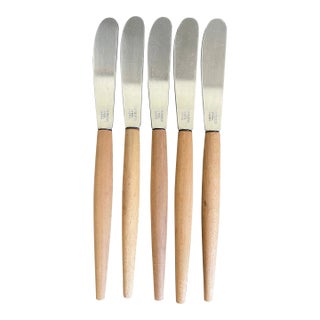 Mid Century Modern Stainless Butter Spreader With Wood Handle - Set of 5 For Sale