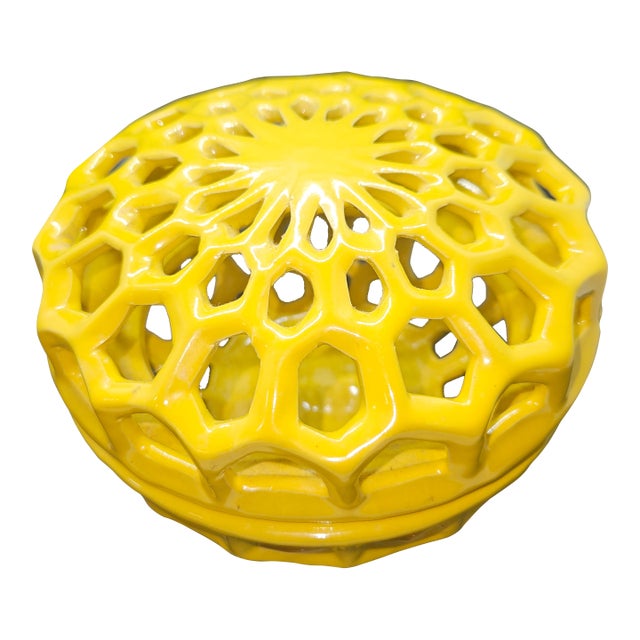 Vintage 90's Reticulated Honey Comb Inspired Handcrafted Ceramic Covered Bowl For Sale