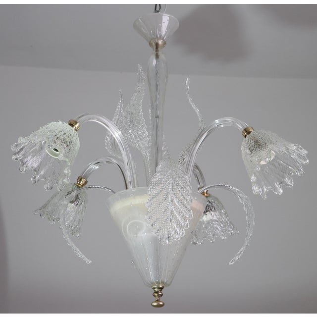 Magnificent Italian Art Deco chandelier made of Murano glass by the prestigious Barovier & Toso in 1940. Excellent vintage...