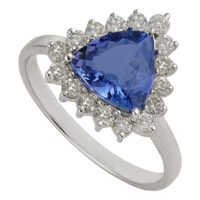 Victorian 1.38ct Trillion-Cut Tanzanite & Diamond Halo Ring 18k White Gold Size 6.5 For Sale
