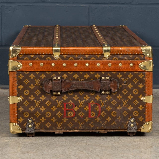 1930s Vintage Steamer Trunk in Monogram Canvas from Louis Vuitton, France, 1930 For Sale - Image 5 of 18