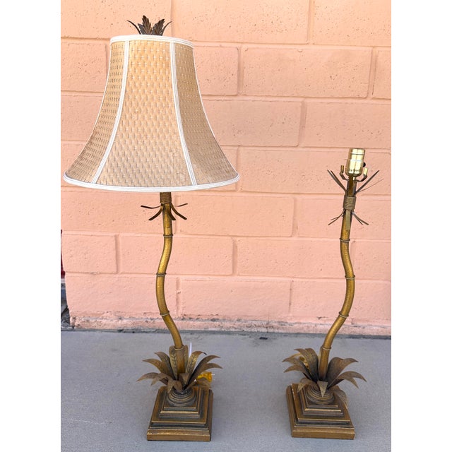 Maitland - Smith Vintage Hollywood Palm Tree Gilded Gold Table Lamps - a Pair For Sale - Image 4 of 12