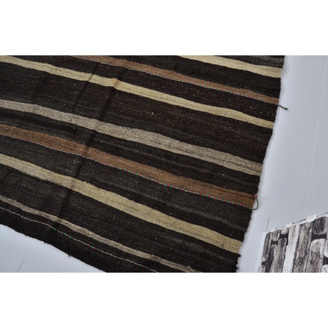 Oushak Anatolian Handwoven Vintage Kilim For Sale In Phoenix - Image 6 of 10