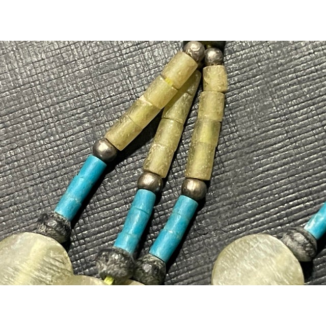 Early 20th Century Ealry 20th Century Pair of Native American Style Heishi Earrings, Early Unmarked Handmade Item. For Sale - Image 5 of 6