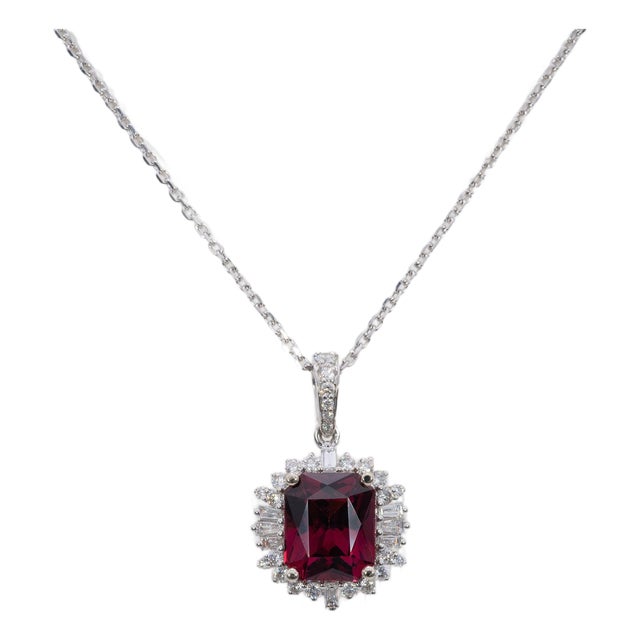 4.8Ct Rhodolite Garnet Pendant With Natural Diamonds in Solid 14k Gold, 11x9mm For Sale