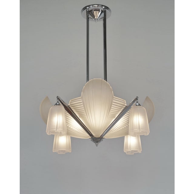 Atelier Petitot Petitot French Modernist Art Deco Chandelier 1930s - Frosted Glass & Nickeled Bronze For Sale - Image 4 of 15