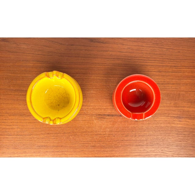 Mid-Century Modern German Space Age Red and Yellow Ceramic Ashtrays, 1960s, Set of 2 For Sale - Image 4 of 18