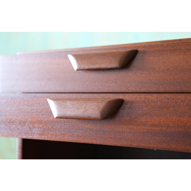 Harvey Probber 1950s Harvey Probber Nightstands Pair Mahogany and Brass Mid Century Modern, Attributed For Sale - Image 4 of 11