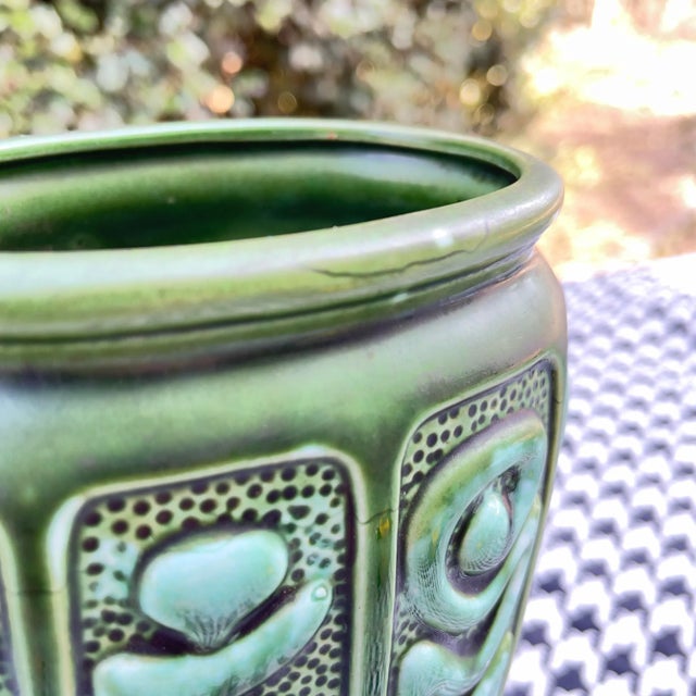 Green Mid Century Modern Dee Bee Co Green Ceramic Vase For Sale - Image 8 of 11