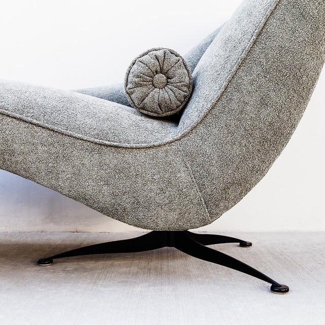 Postmodern Vintage Italian Modern Sculptural Chaise Lounge in Gray Green Boucle For Sale - Image 3 of 12