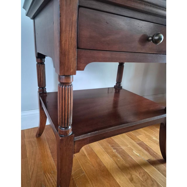 Beautiful Hickory Chair “Calla” side table designed by Mariette Himes Gomez. This is a high-end designer piece made of...