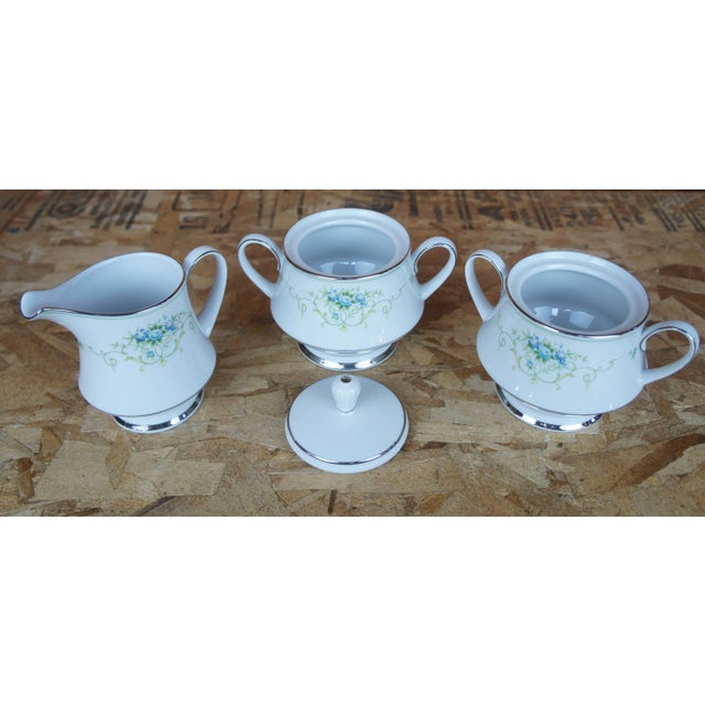 Vintage Japanese Noritake Sri Lanka Culeton 2692 Floral China Dinner Set- 86 Pieces For Sale - Image 10 of 13