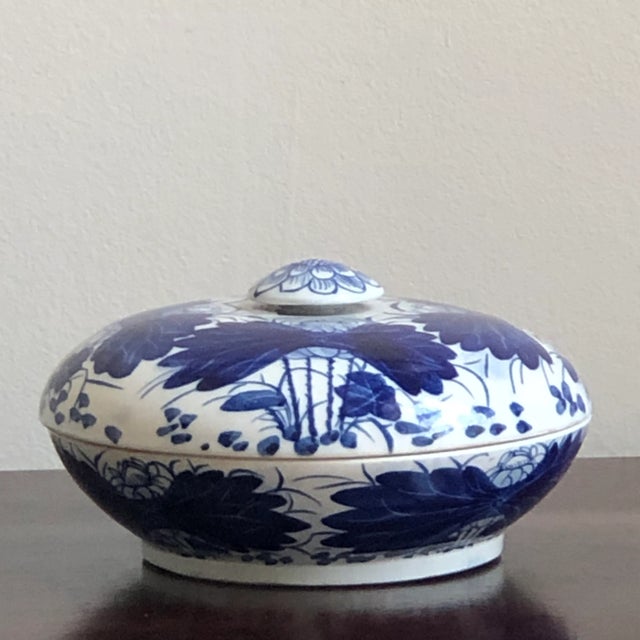 Offering a stunning vintage blue & white porcelain lidded box. Perfect for storing jewelry and other small treasures and...