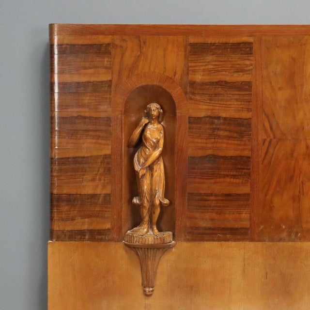 Italian Art Deco Bed in Walnut and Walnut Burl For Sale - Image 3 of 12