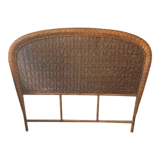 Late 20th Century Dark-Toned Vintage Coastal Weaved Wicker Queen Size Curved Headboard For Sale