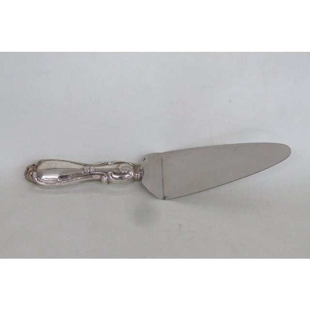 Silver Mid 20th Century Pie Cake Server Stainless Steel Blade With Sterling Sea Shell Motif Handle For Sale - Image 8 of 14