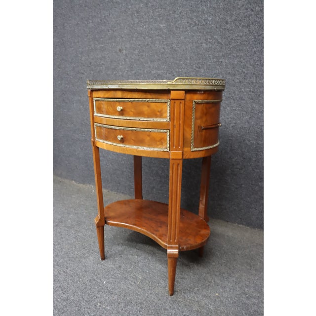 Early 20th Century French Louis XVI Revival Walnut Bouillotte Side Table With Marble Top For Sale - Image 5 of 13