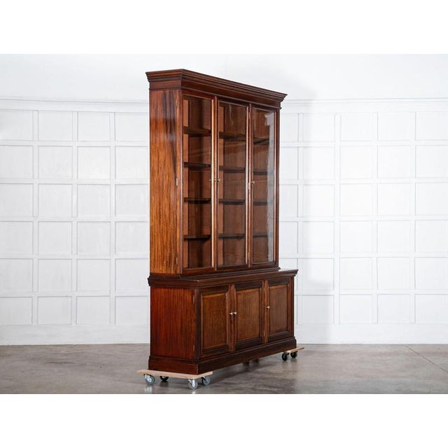 Antique English Triple Glazed Bookcase in Mahogany, 1870 For Sale - Image 3 of 18