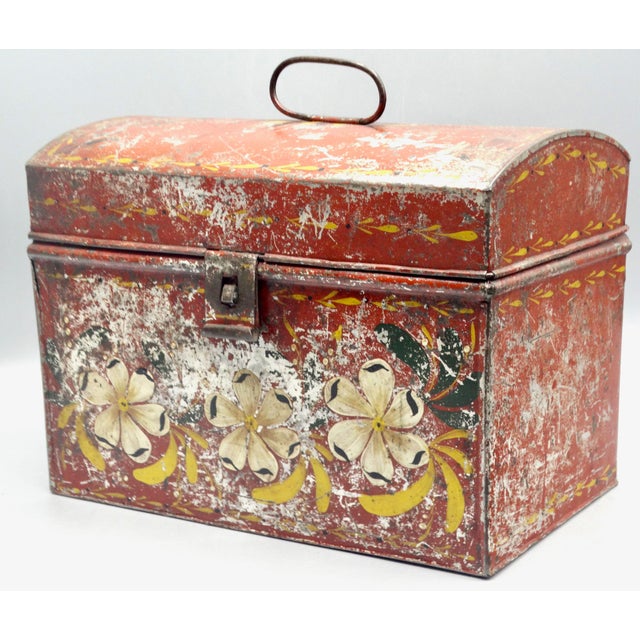 19th-Century American Hand Painted Tole Box For Sale - Image 13 of 15