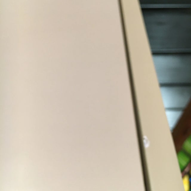 1960s Raymond Loewy Df2000 Dresser Cabinet for Doubinsky Frères - 1960s For Sale - Image 5 of 6