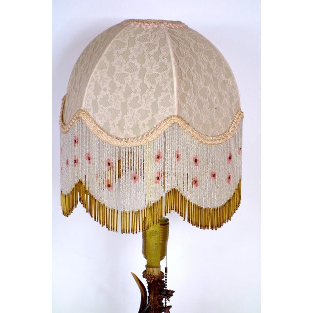 1930s Antique Antler and Beaded Fabric Shade Table Lamp, 1930s/40s, Single Light, 73 Cm High from Unbekannt For Sale - Image 5 of 9