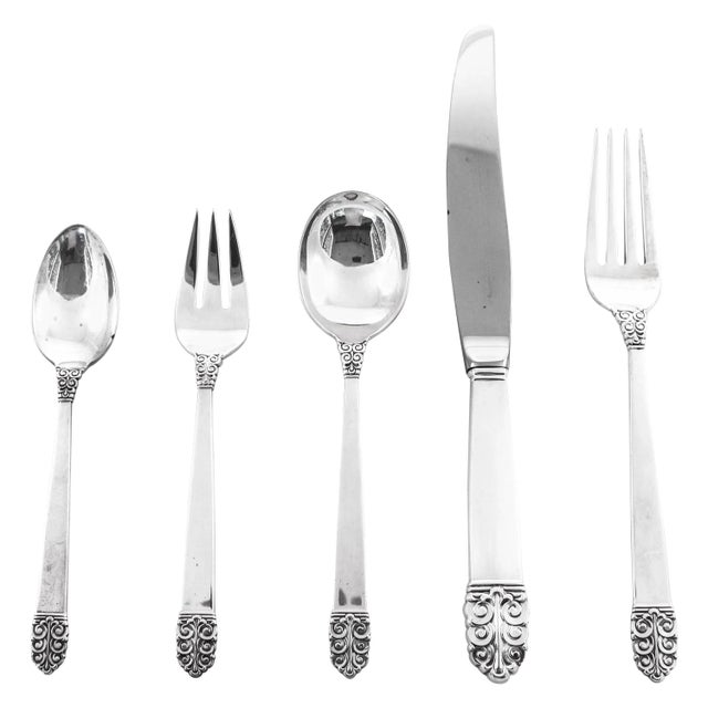 Sterling Flatware, Service for 16/ 5 Piece Set - 80 Pieces Total For Sale - Image 9 of 9