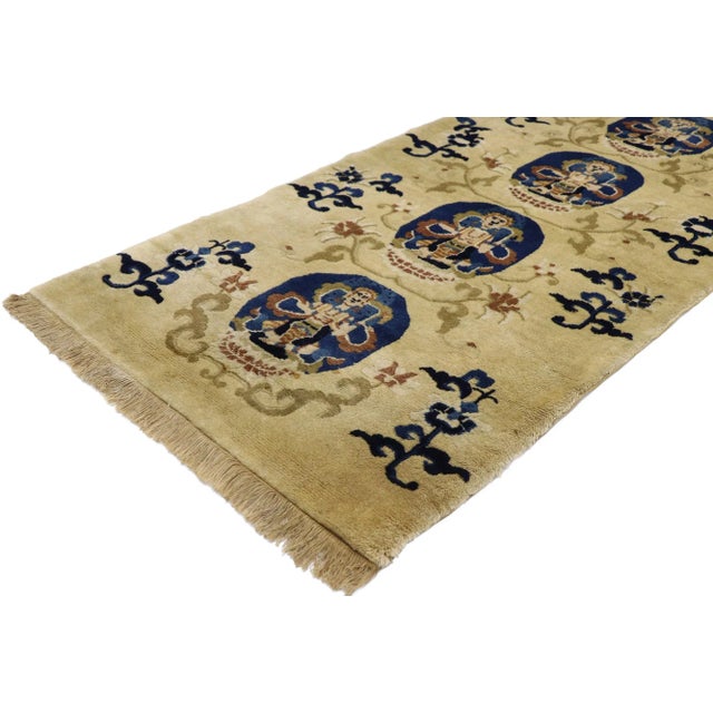 Antique Chinese Art Deco Pictorial Rug with Buddha Statues 02'04 x 04'08. This hand-knotted wool antique Chinese Art Deco...