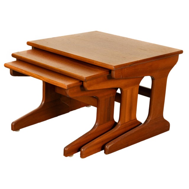 1960s Set of Three Danish Mid Century Modern Teak Nesting Side Coffee Tables 1960s For Sale - Image 5 of 16