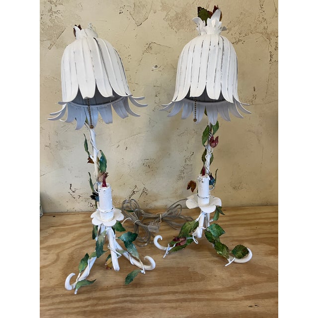Pair of Vintage Italian Tulip Shade Floral Table Lamps For Sale - Image 12 of 18